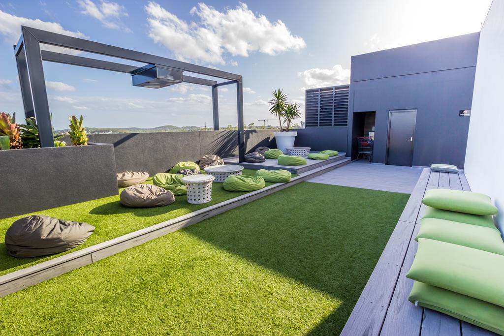 Eastwood Apartments Brisbane Exterior photo Roof garden