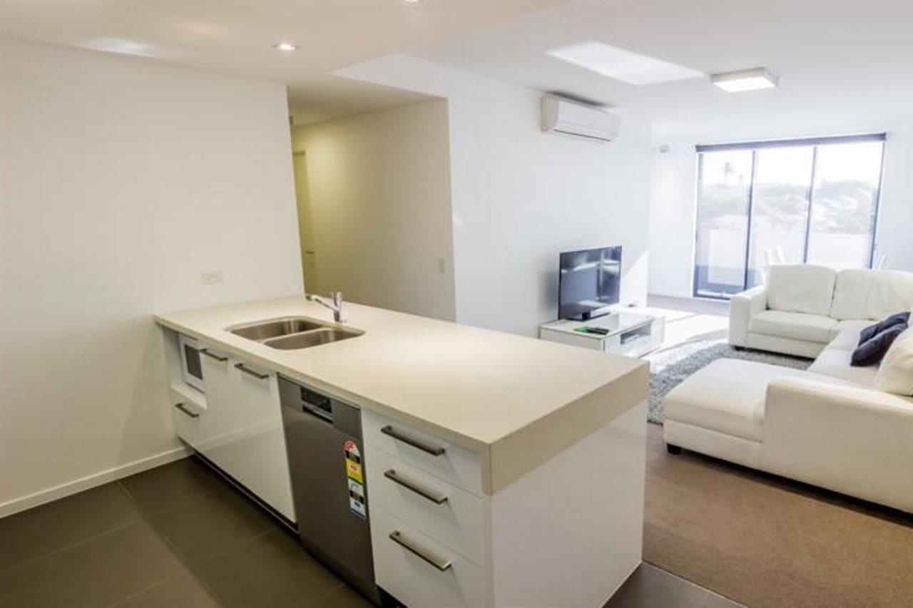 Eastwood Apartments Brisbane Exterior photo A typical apartment at the University of Western Australia