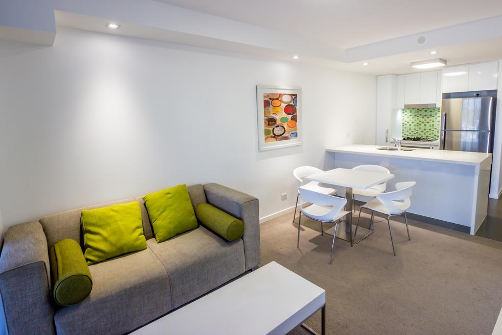 Eastwood Apartments Brisbane Exterior photo A typical apartment at the Village