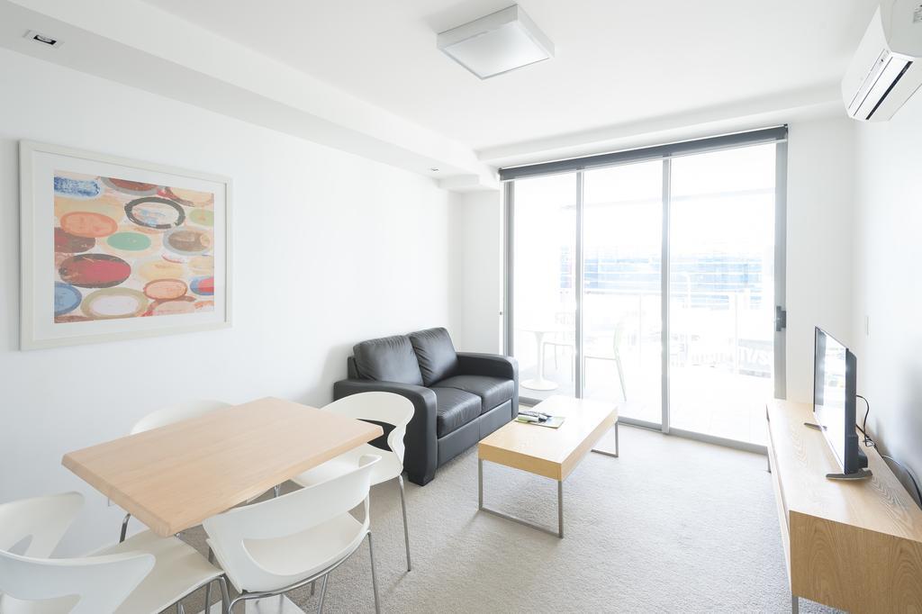 Eastwood Apartments Brisbane Exterior photo Living room