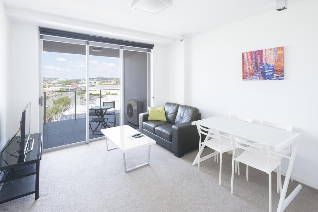 Eastwood Apartments Brisbane Exterior photo Living room