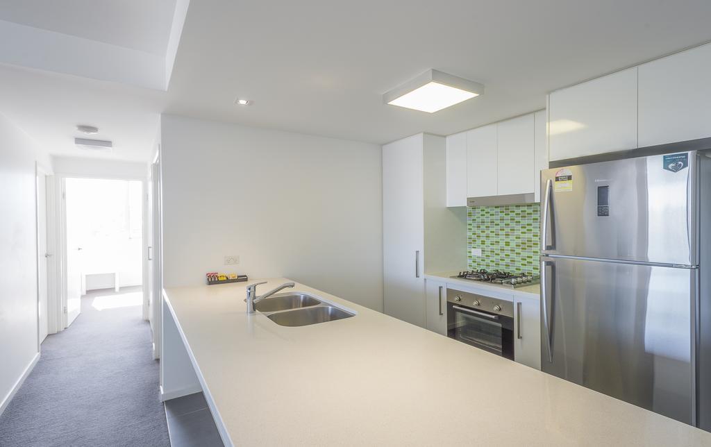 Eastwood Apartments Brisbane Exterior photo A kitchen in a student apartment at the University of New South Wales