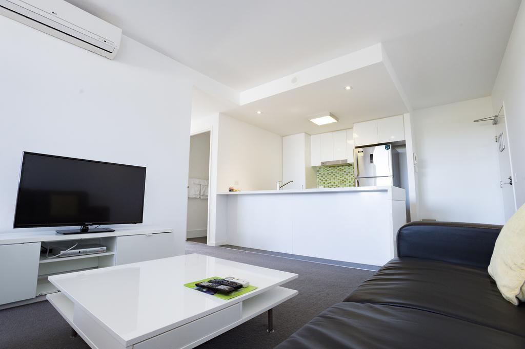 Eastwood Apartments Brisbane Exterior photo A typical apartment at the University of New South Wales